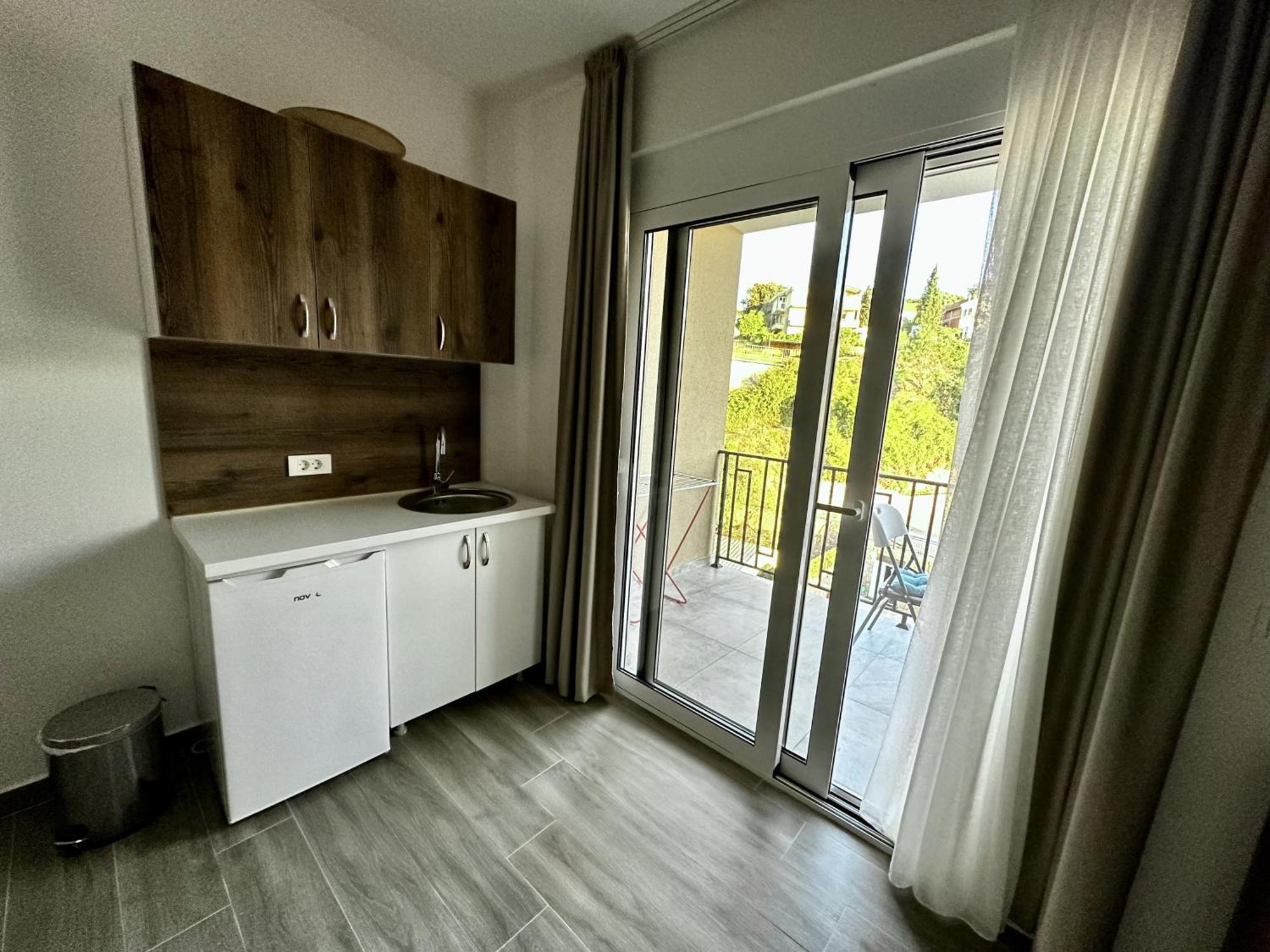 Akhdar Apartments Utjeha Exterior photo